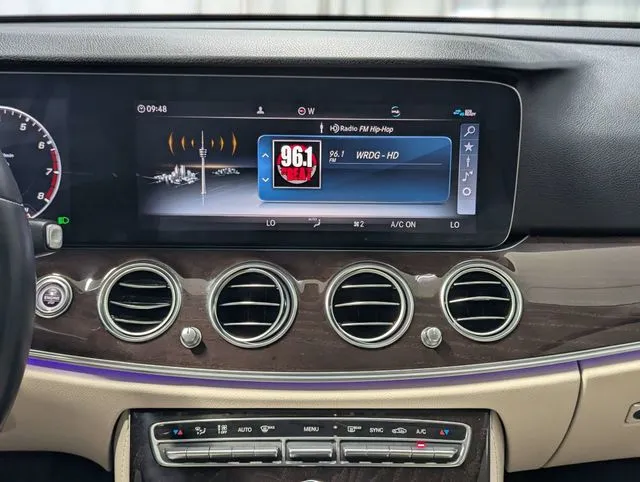 2020 Mercedes-Benz E-Class E450 - Photo 11
