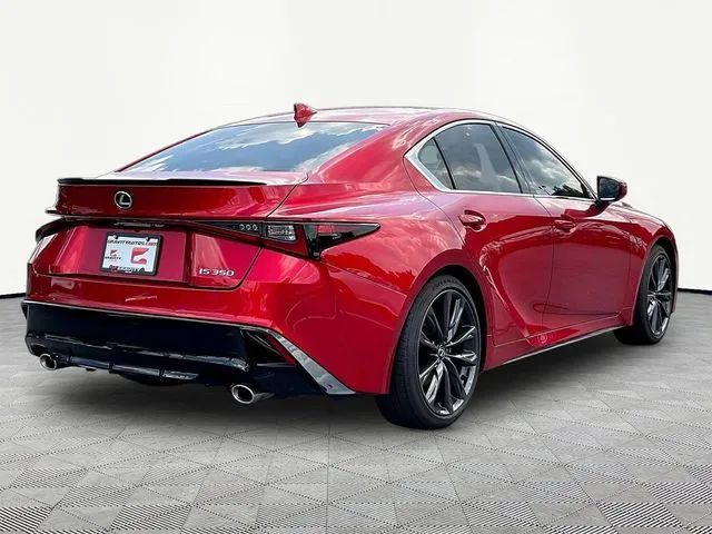 Lexus IS photo 7