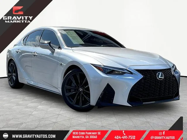 Lexus IS