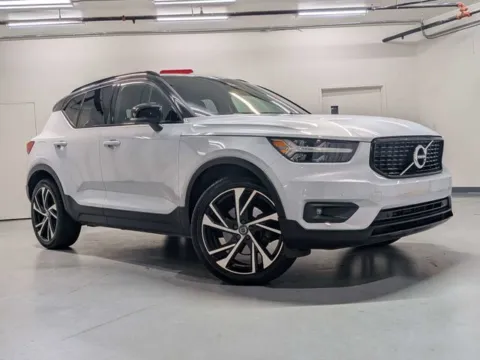 Photos of 2020 Volvo XC40 R-Design for sale in Marietta, GA at Gravity Autos Marietta