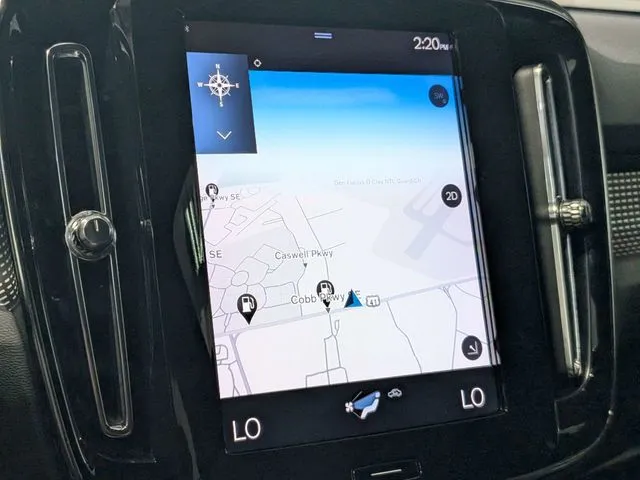 Volvo XC40 photo 15