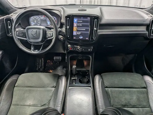 Volvo XC40 photo 6