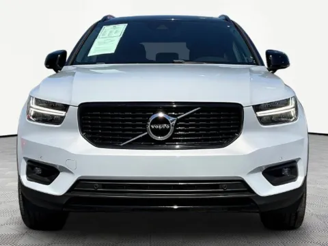 Photos of 2020 Volvo XC40 R-Design for sale in Marietta, GA at Gravity Autos Marietta