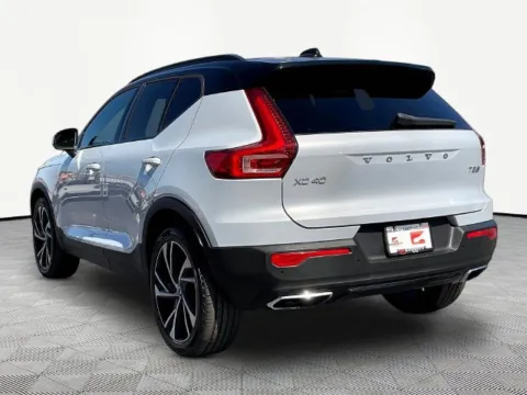 More photos of 2020 Volvo XC40 R-Design at Gravity Autos Marietta, GA