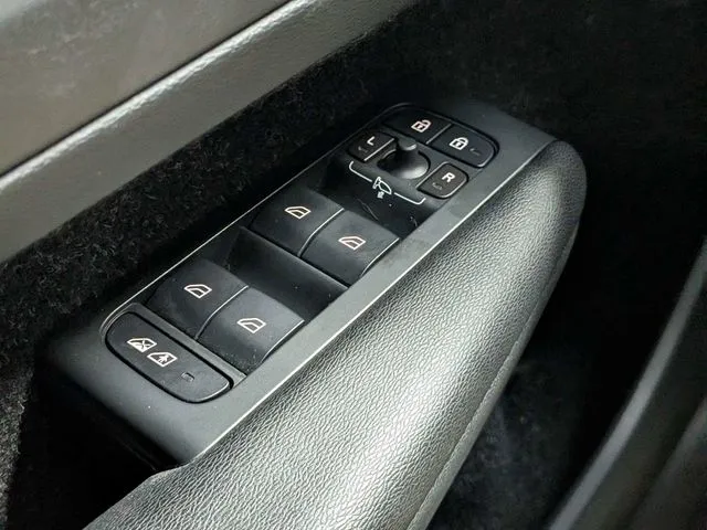 Volvo XC40 photo 20