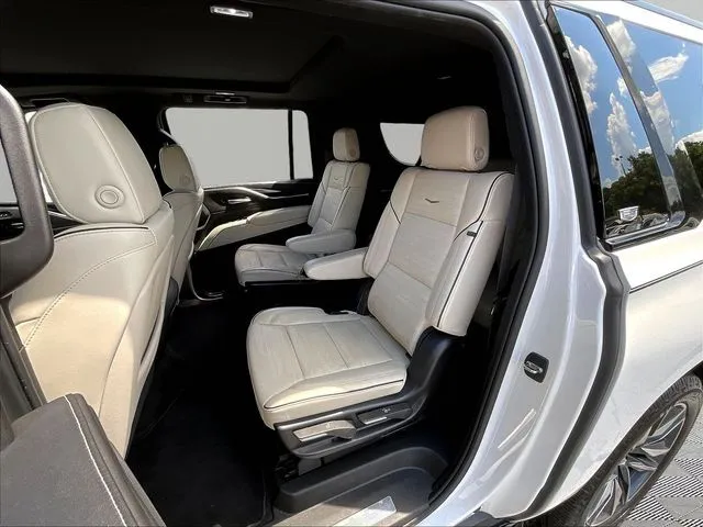 2022 Cadillac Escalade ESV Sport - Photo 24
