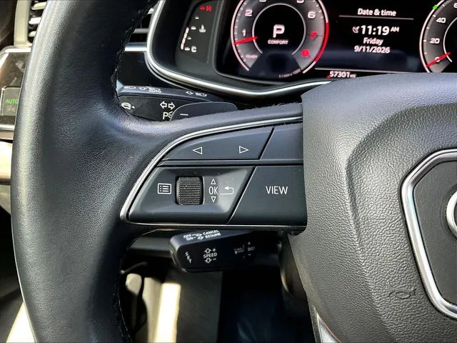Audi Q8 photo 13