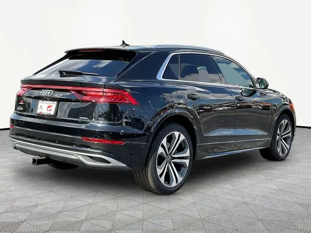 Audi Q8 photo 7