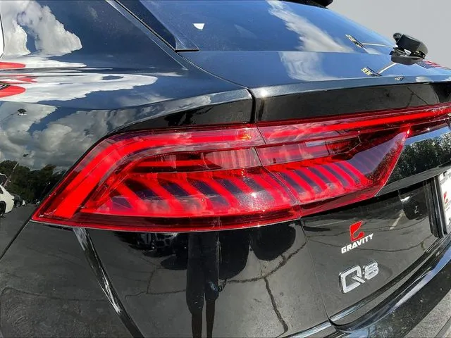 Audi Q8 photo 24