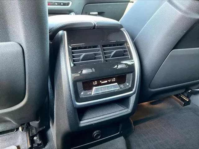 BMW X6 photo 12