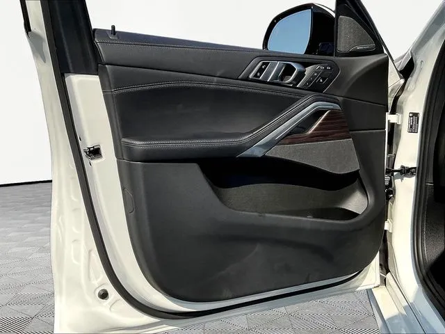 BMW X6 photo 21