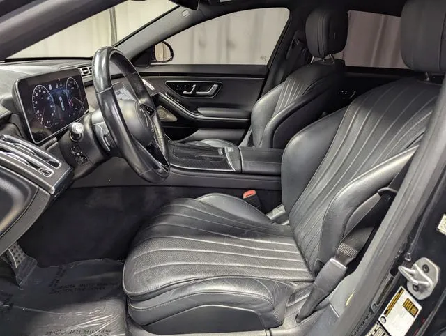 Mercedes-Benz S-Class photo 10