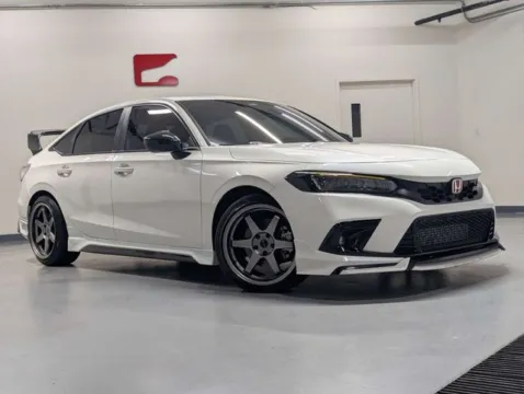 Photos of 2024 Honda Civic Si for sale in Marietta, GA at Gravity Autos Marietta