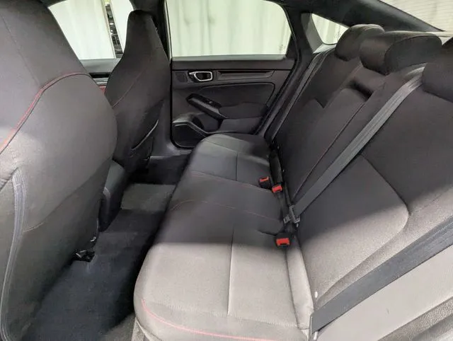 Honda Civic Si photo 9