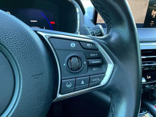 Acura MDX photo 14