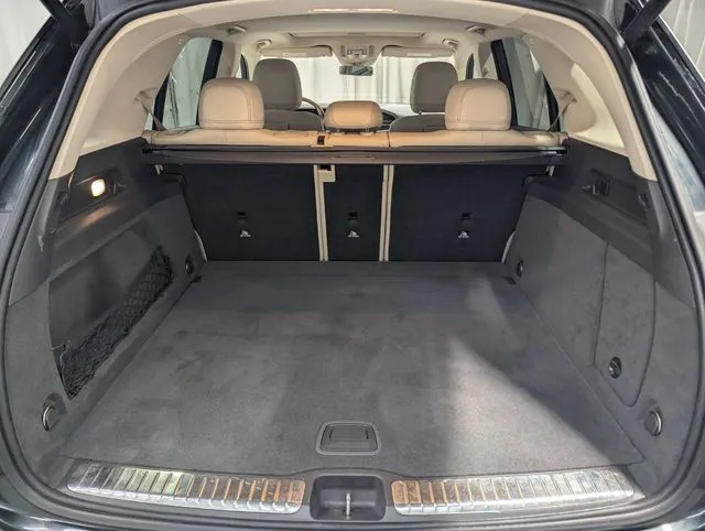Mercedes-Benz GLE photo 29