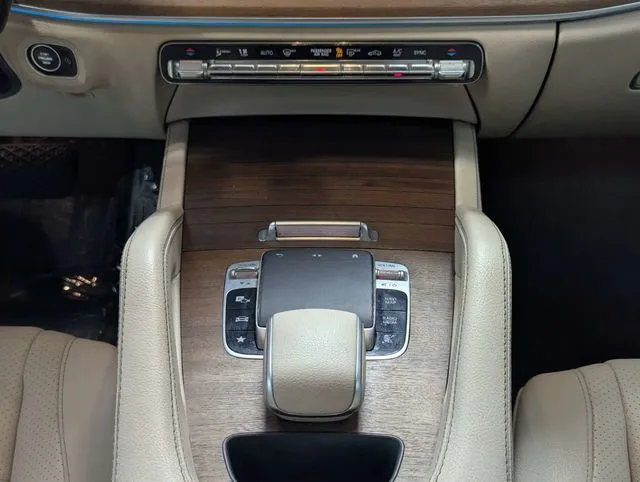 Mercedes-Benz GLE photo 12