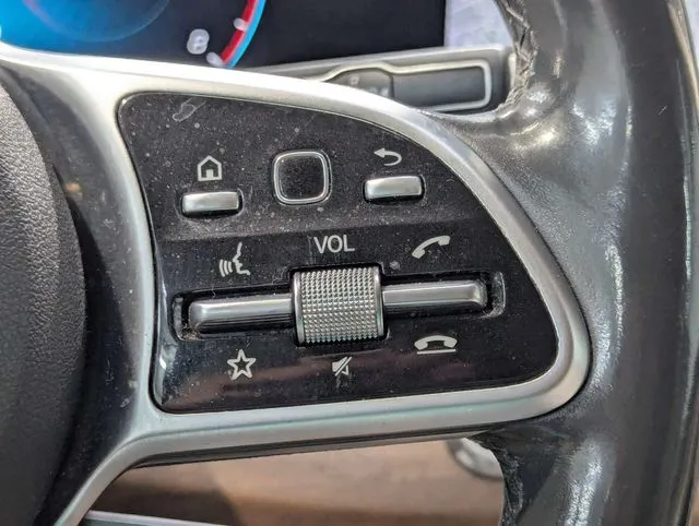 Mercedes-Benz GLE photo 22