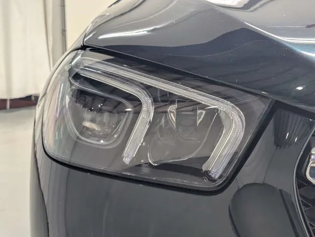 Mercedes-Benz GLE photo 31