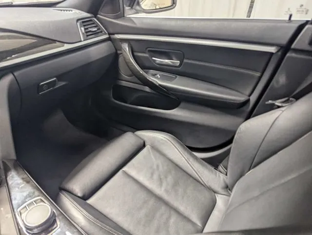 BMW 4 Series photo 8