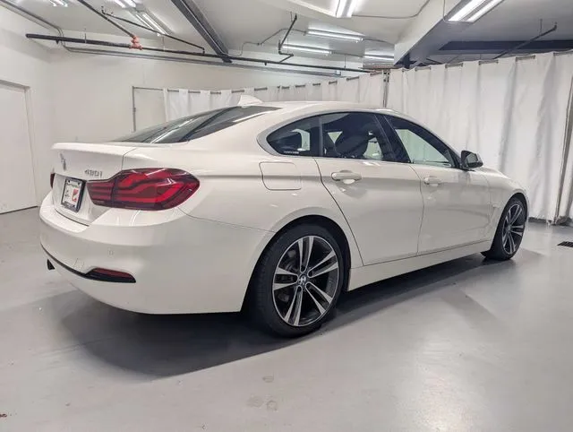 BMW 4 Series photo 3