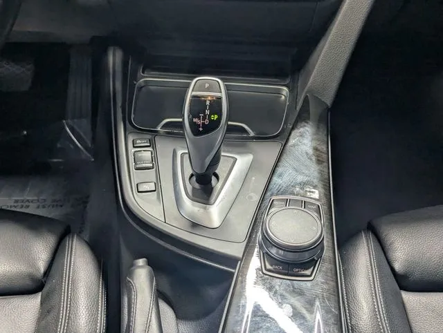 BMW 4 Series photo 13
