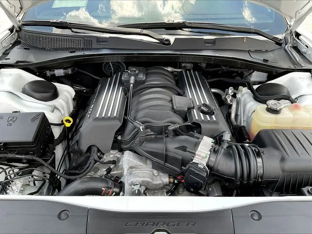 Dodge Charger photo 32
