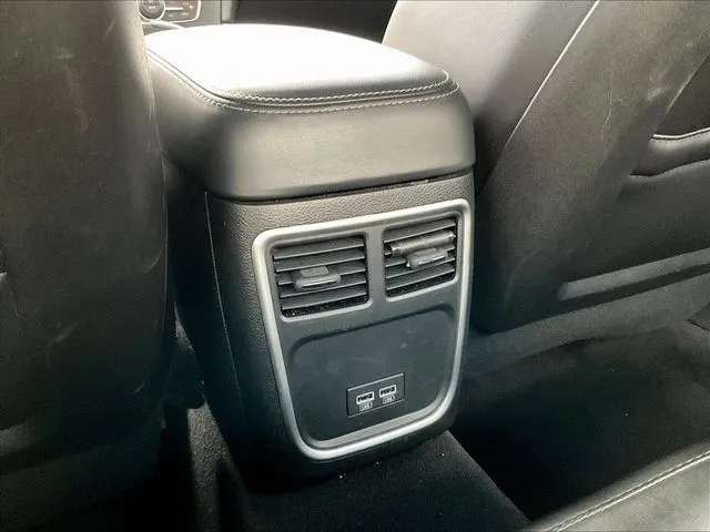 Dodge Charger photo 12