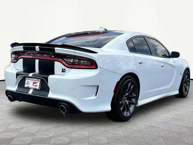 Dodge Charger photo 7