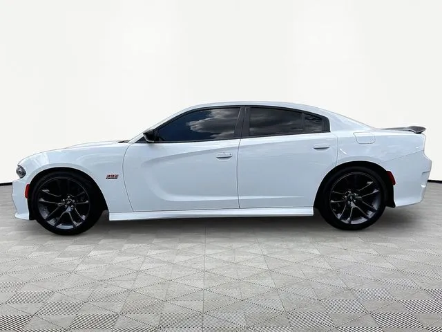 Dodge Charger photo 4
