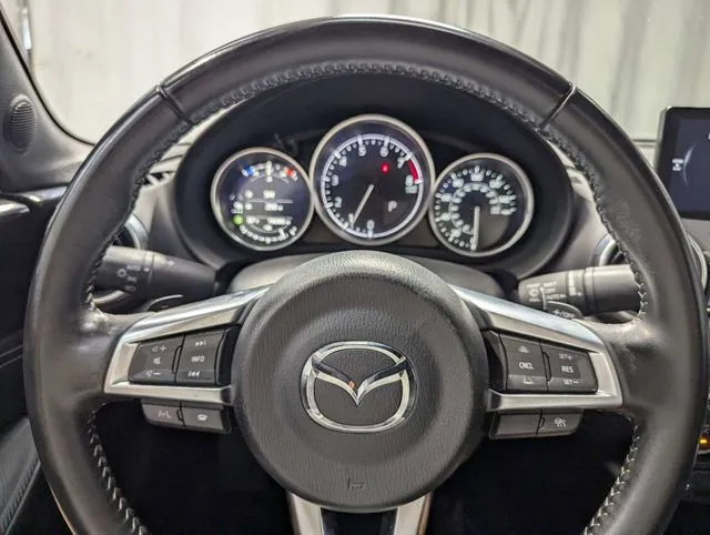 Mazda MX-5 Miata RF photo 20