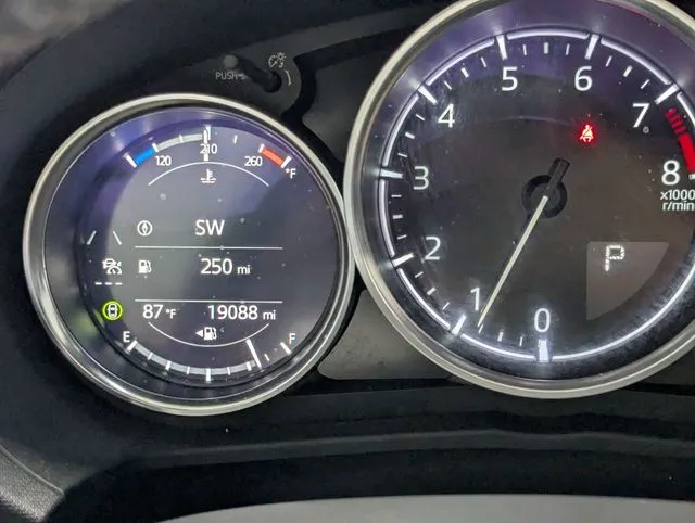 Mazda MX-5 Miata RF photo 17