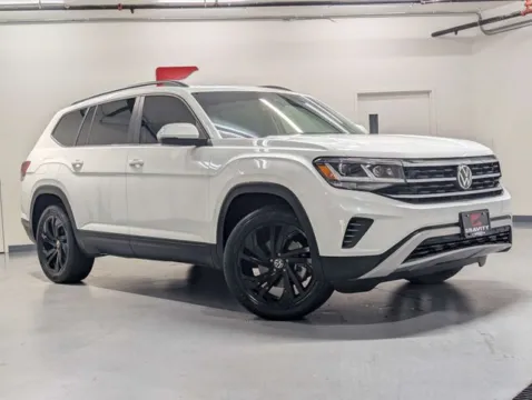 Photos of 2022 Volkswagen Atlas 2.0T SE w/Technology for sale in Marietta, GA at Gravity Autos Marietta