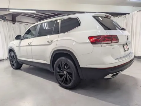 More photos of 2022 Volkswagen Atlas 2.0T SE w/Technology at Gravity Autos Marietta, GA