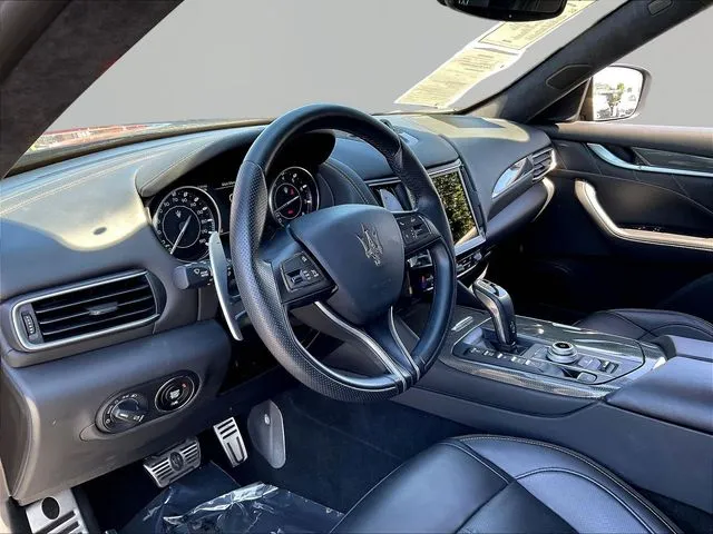 Maserati Levante photo 19