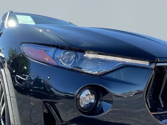 Maserati Levante photo 34