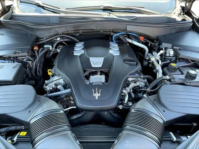 Maserati Levante photo 32