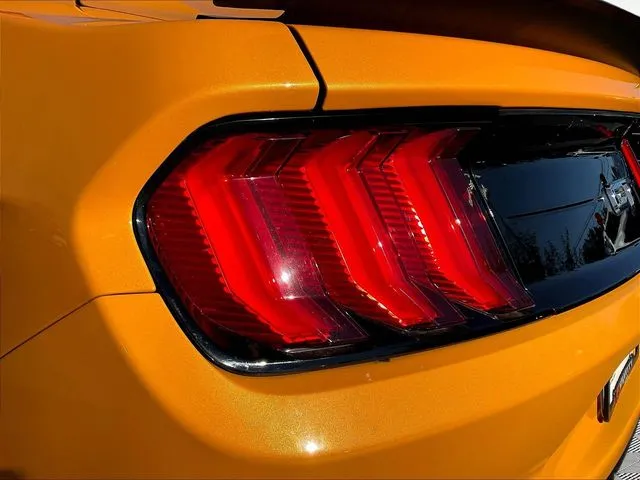 Ford Mustang photo 23