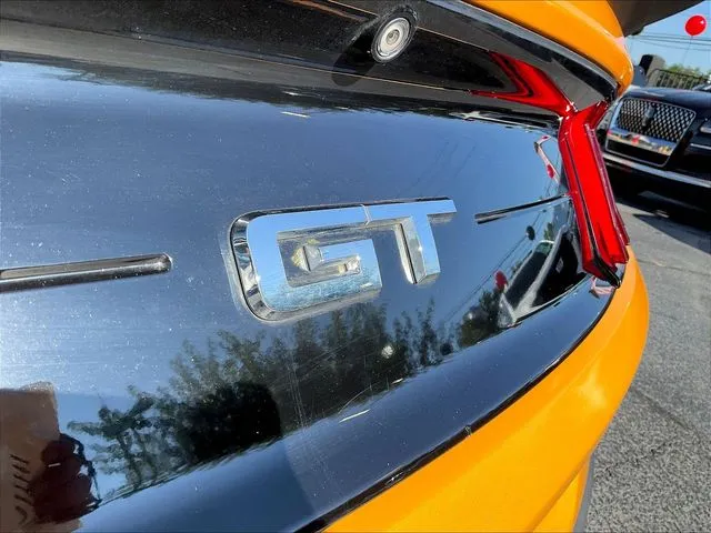 Ford Mustang photo 24