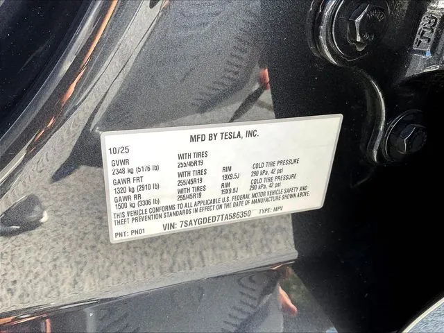 Tesla Model Y photo 20