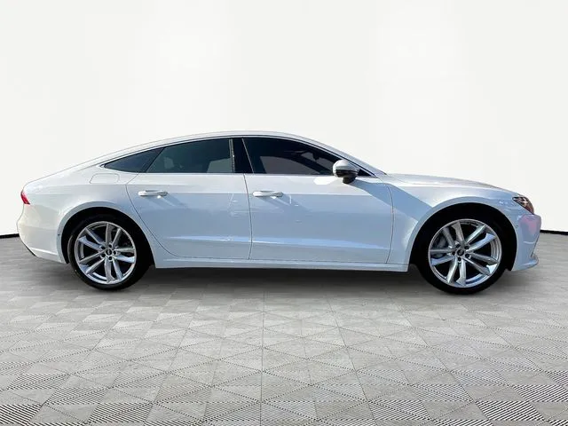 Audi A7 photo 8