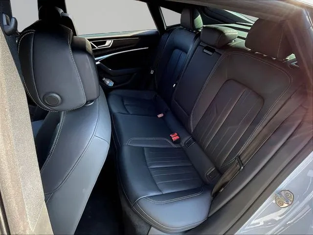 Audi A7 photo 24