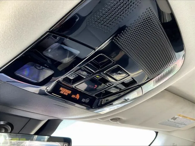Lexus RX photo 17