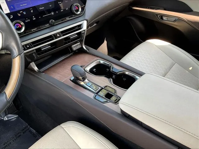 Lexus RX photo 20