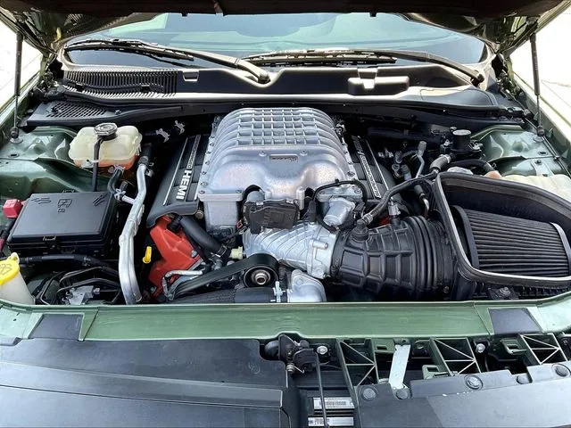 Dodge Challenger photo 29