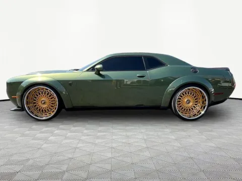 More photos of 2022 Dodge Challenger SRT Hellcat Widebody at Gravity Autos Marietta, GA