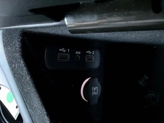 Dodge Challenger photo 16
