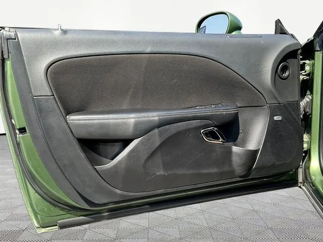 Dodge Challenger photo 20