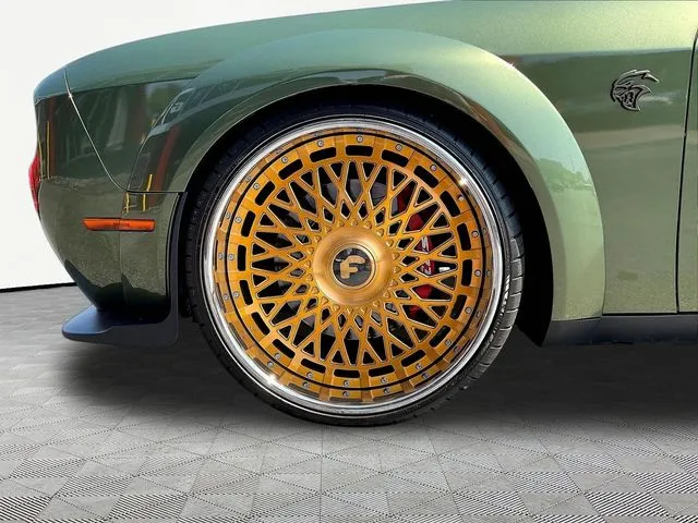 Dodge Challenger photo 33