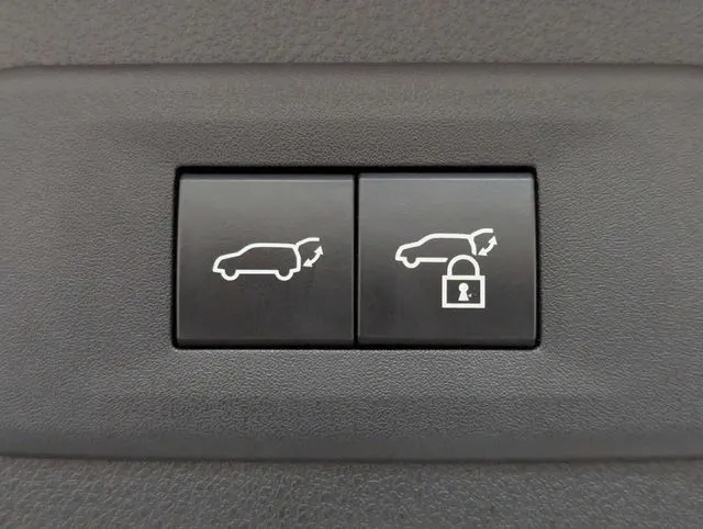 Lexus NX photo 27